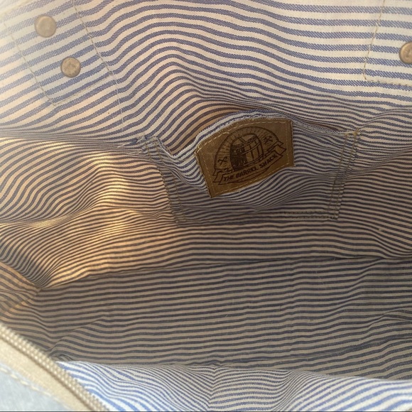 The barrel shack bag NWT - Picture 6 of 13